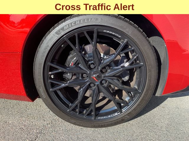 Used 2024 Chevrolet Corvette Stingray Premium Conv w/ Z51 Performance Package image 9