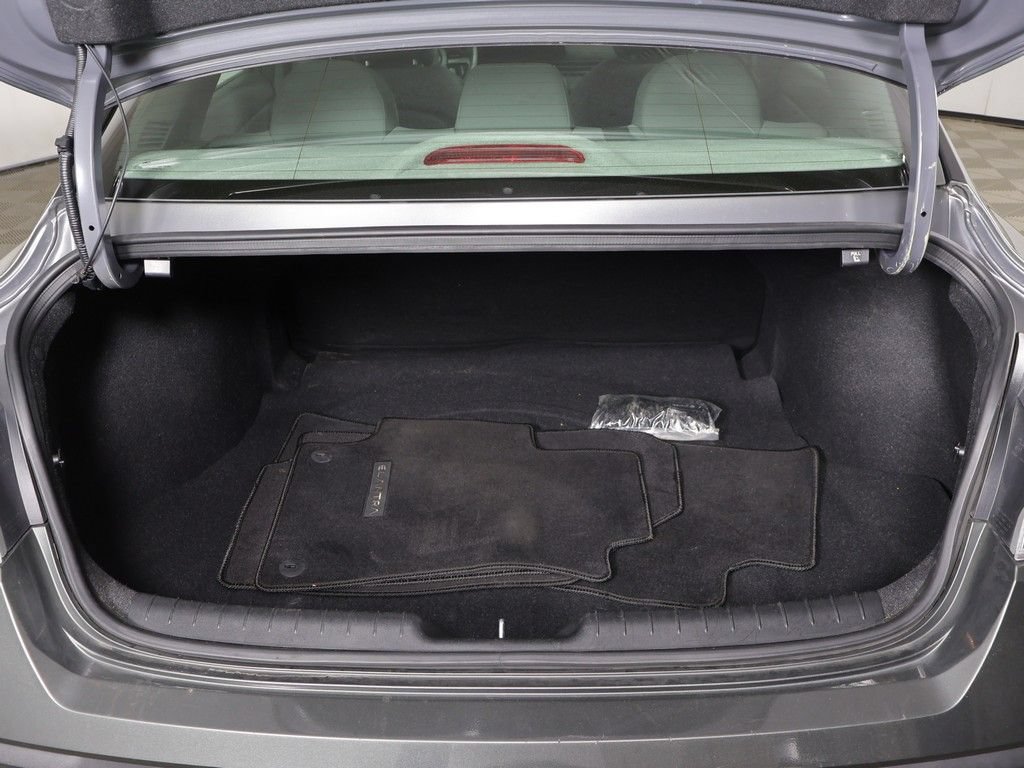 Used 2024 Hyundai Elantra SEL FWD image 15