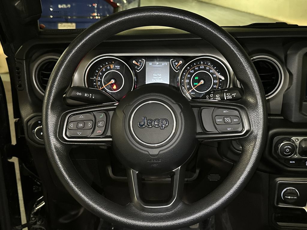 Used 2022 Jeep Wrangler Sport AWD/4WD image 18