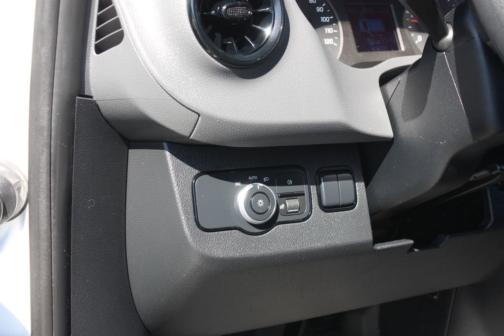 Used 2020 Mercedes-Benz Sprinter 144 Cargo image 13