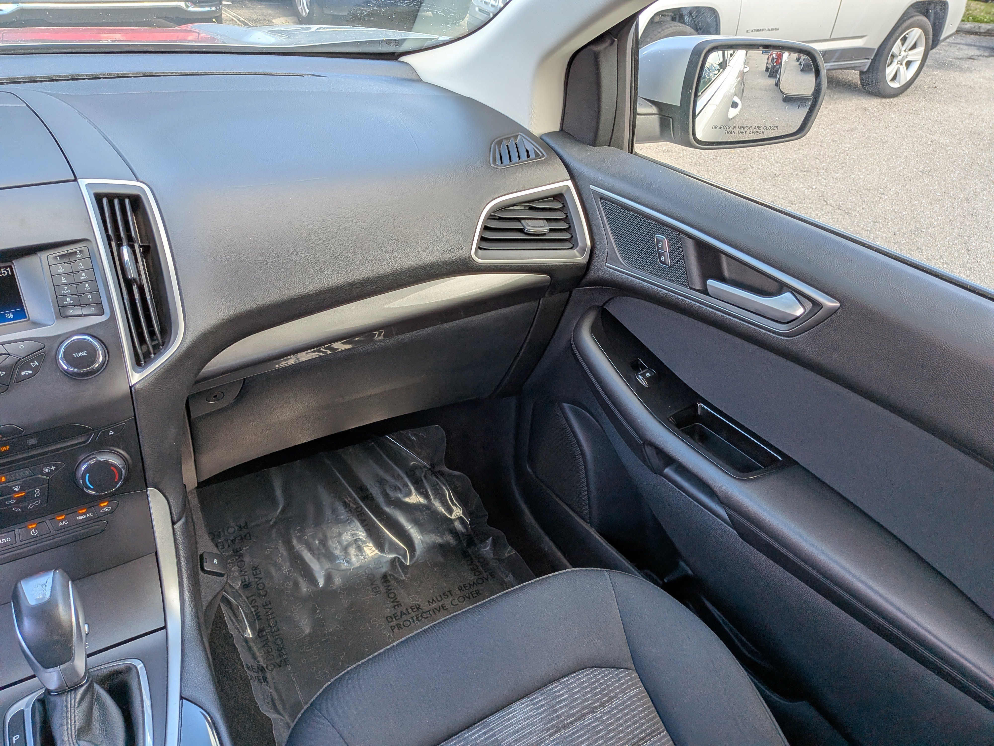Used 2015 Ford Edge SEL FWD image 19