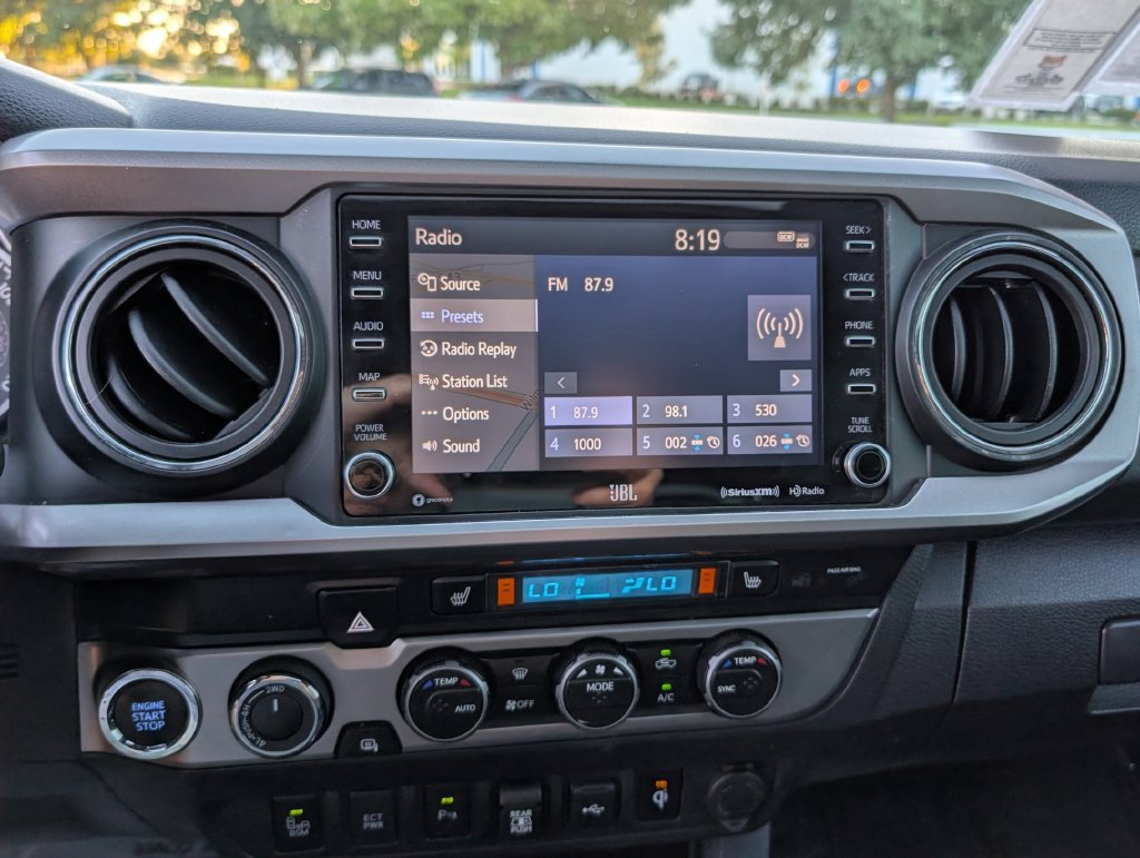 Used 2023 Toyota Tacoma Limited AWD/4WD image 6