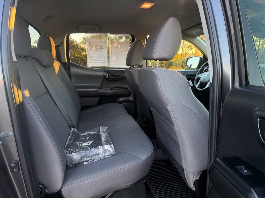 Used 2023 Toyota Tacoma SR AWD/4WD image 16