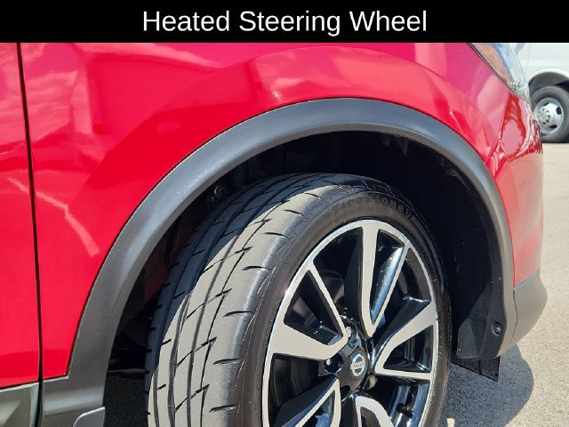 Used 2018 Nissan Rogue Sport SL w/ SL Premium Package FWD image 20