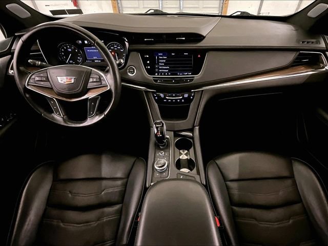 Used 2020 Cadillac XT5 Premium Luxury w/ Platinum Package AWD/4WD image 14