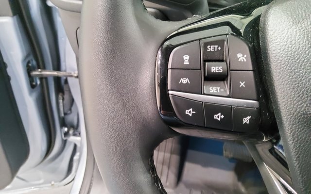 Used 2022 Ford Escape Titanium w/ Class II Trailer Tow Package image 30