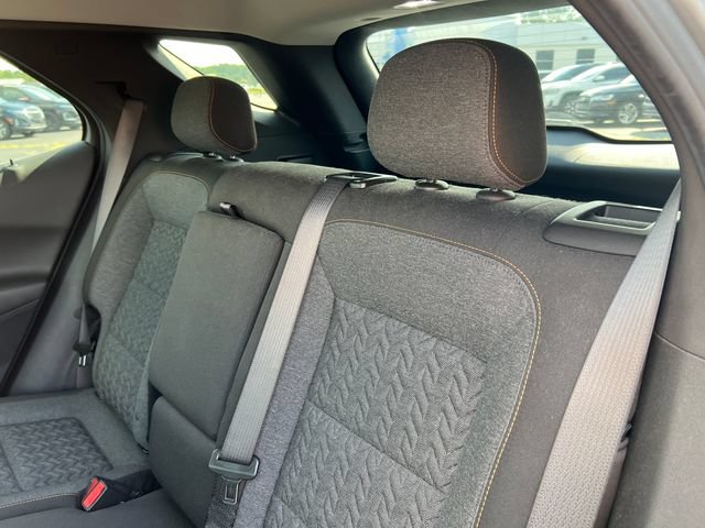 Used 2023 Chevrolet Equinox LT AWD/4WD image 4