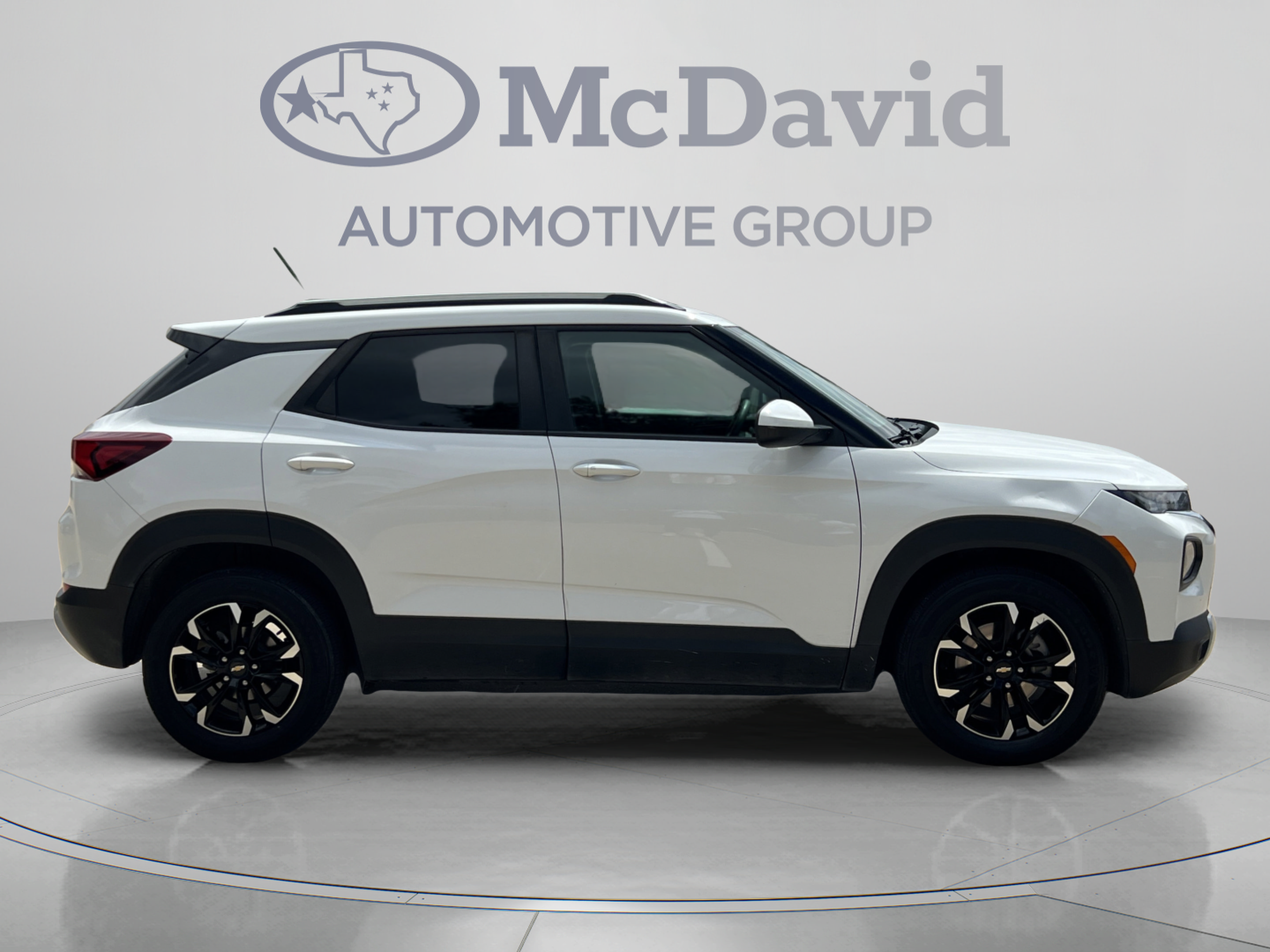 Used 2021 Chevrolet TrailBlazer LT w/ Convenience Package FWD image 8