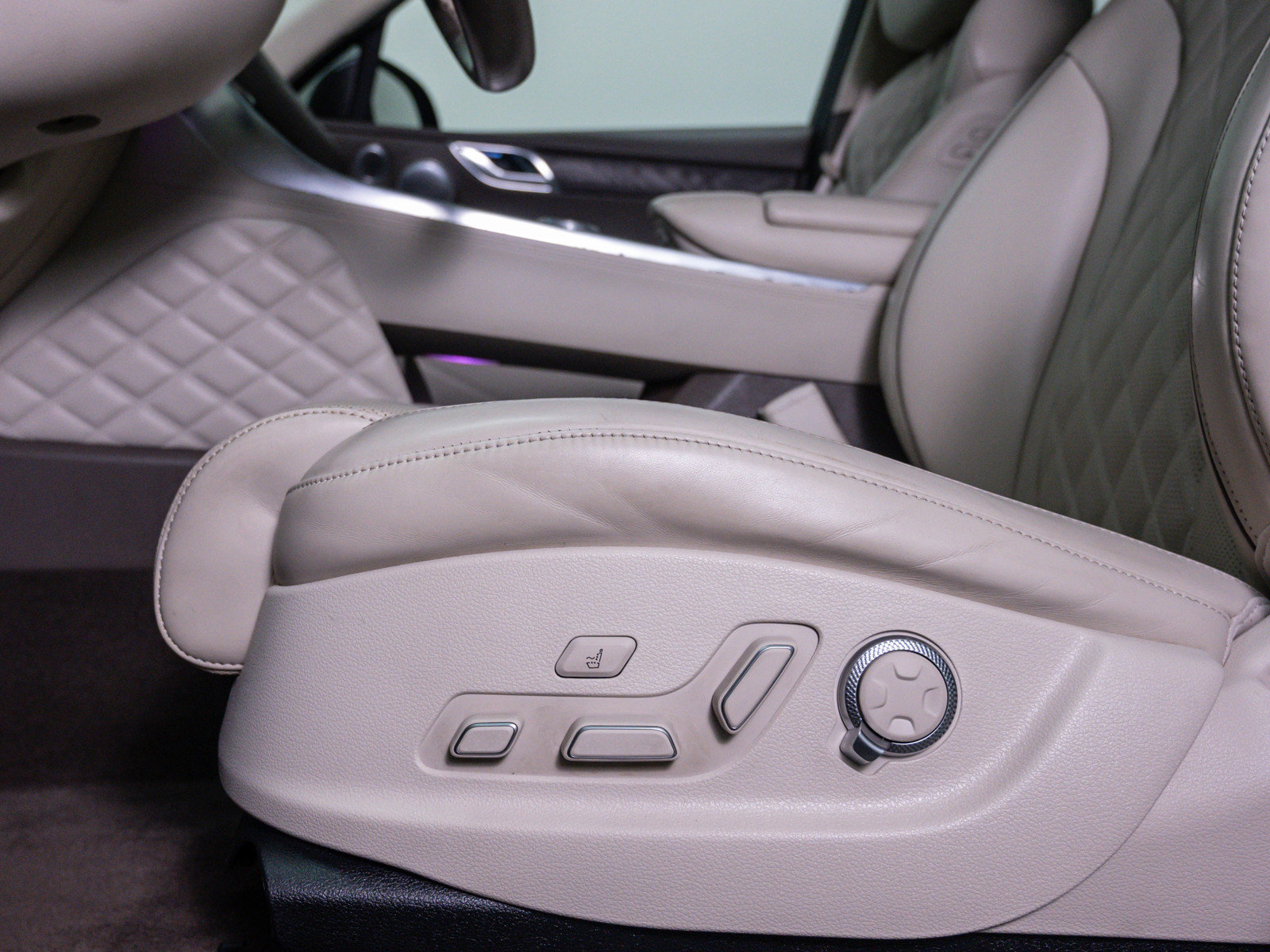 Used 2021 Genesis GV80 3.5T Prestige w/ Prestige Package 07 image 19