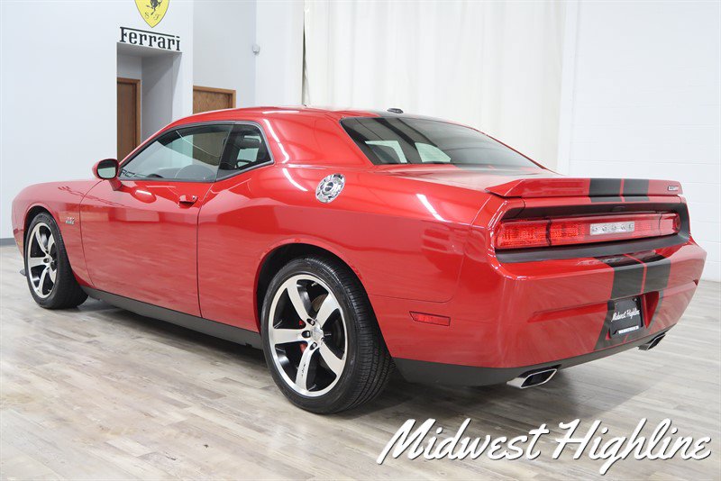 Used 2011 Dodge Challenger SRT8 RWD image 11