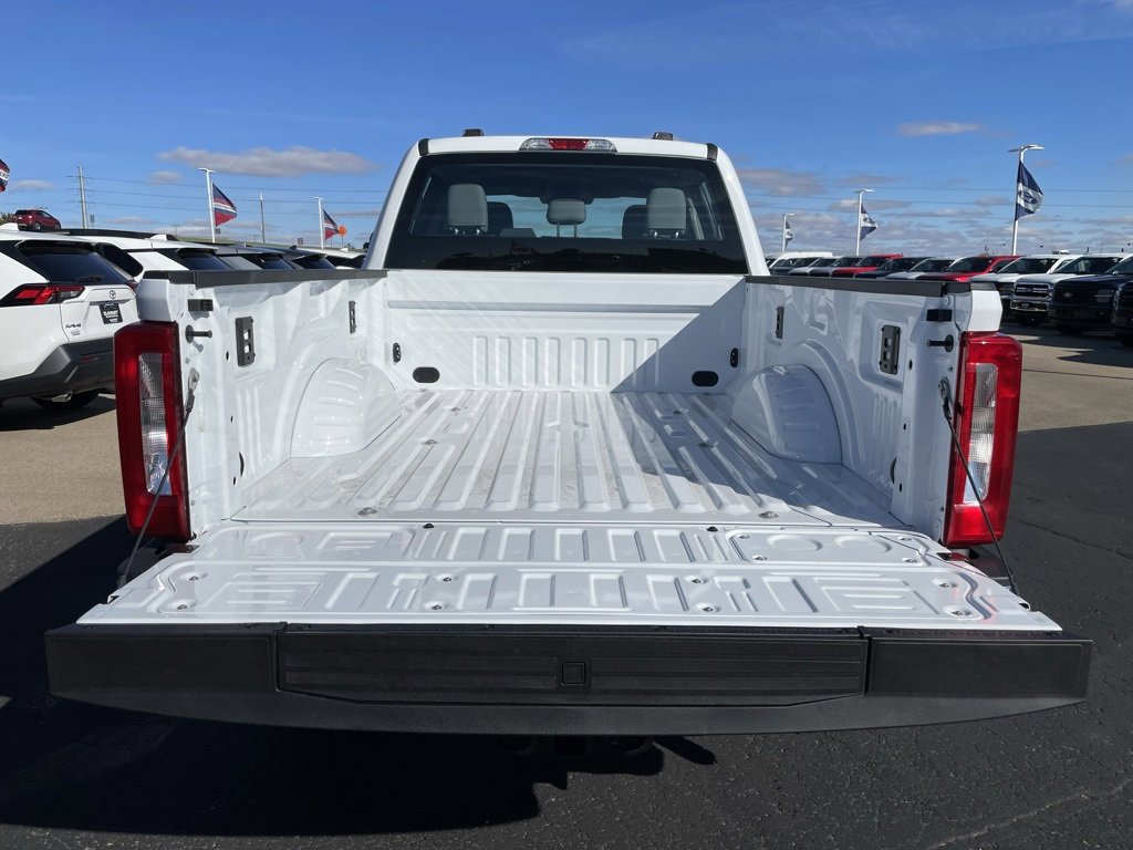New 2026 Ford F250 XL w/ XL Chrome Package image 33