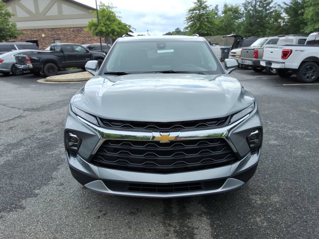 New 2026 Chevrolet Blazer LT w/ Convenience Package FWD image 3