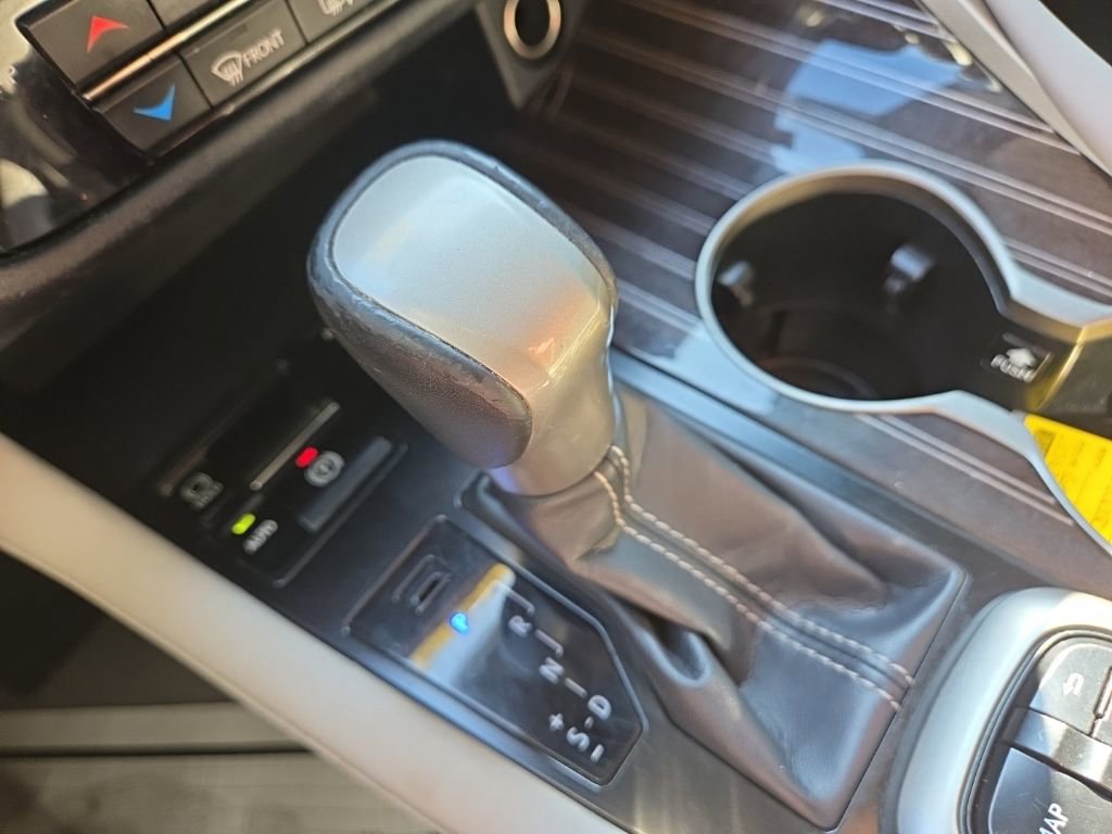 Used 2019 Lexus RX 350 350 w/ Luxury Package image 38