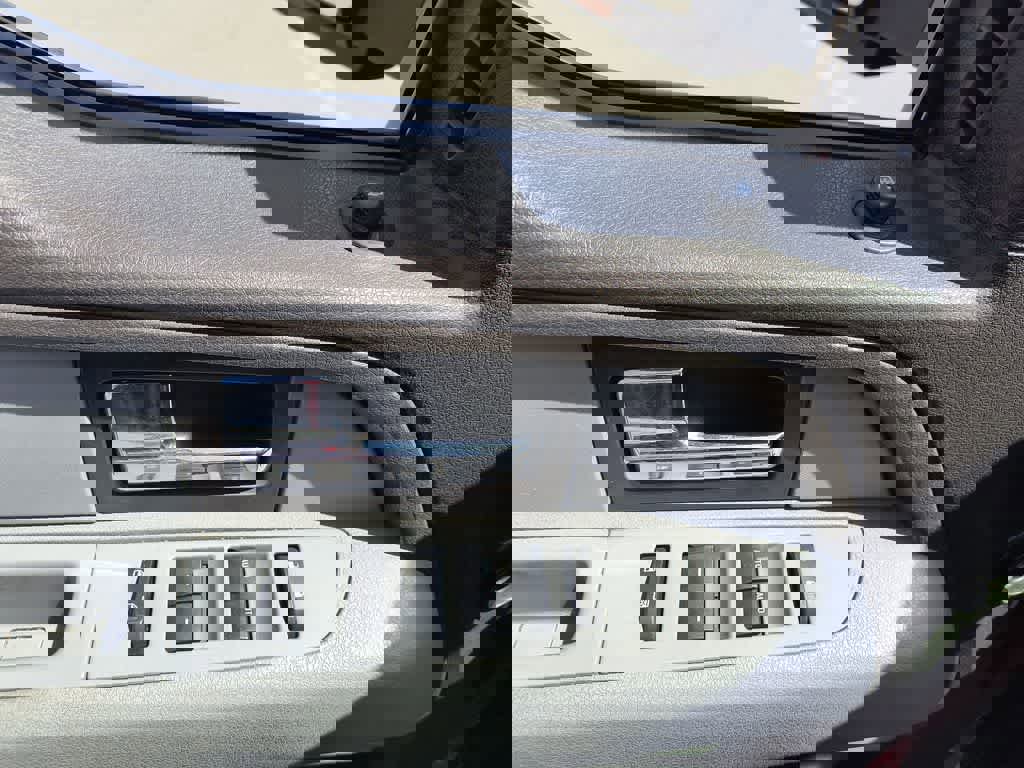 Used 2014 Ford F150 XLT w/ Equipment Group 302A Luxury AWD/4WD image 13