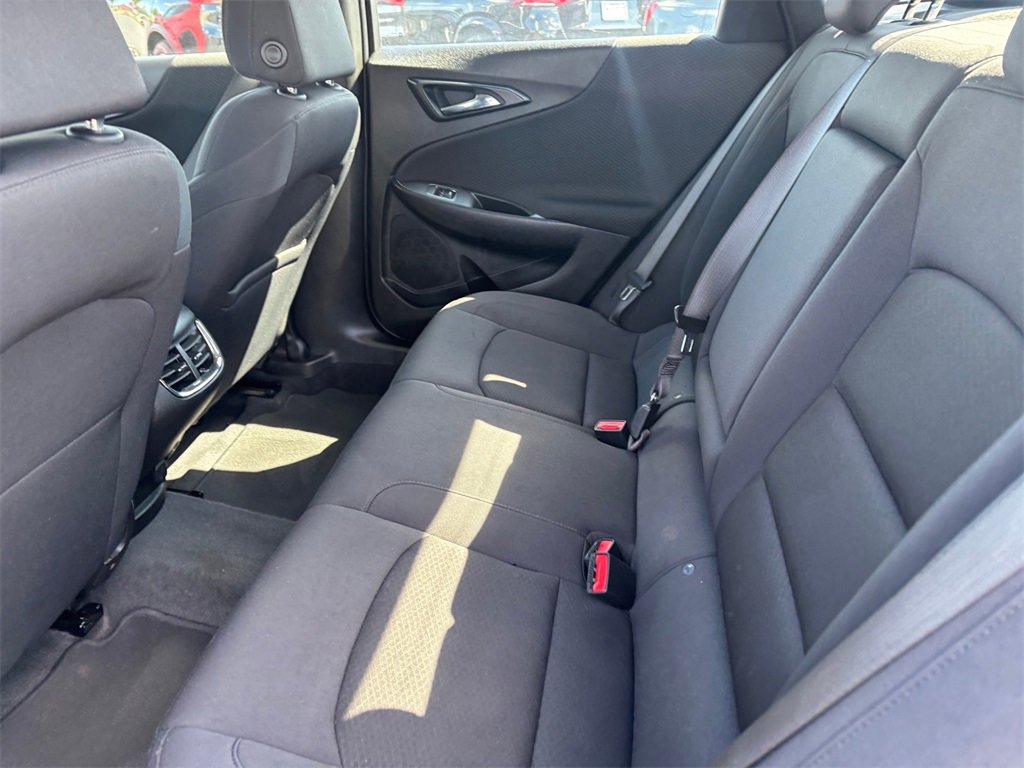 Used 2023 Chevrolet Malibu LT image 30