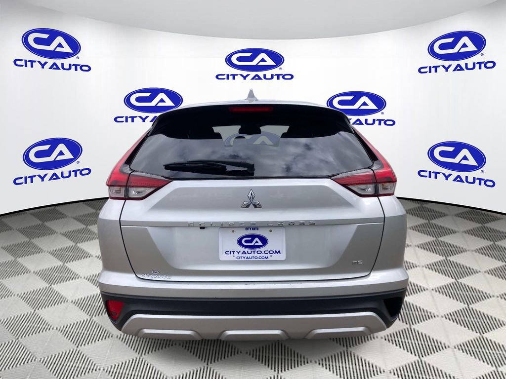 Used 2025 Mitsubishi Eclipse Cross SE image 4