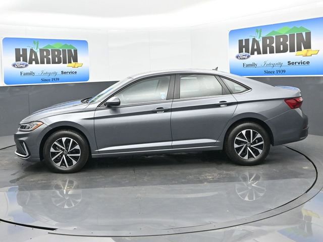 Used 2025 Volkswagen Jetta S image 2