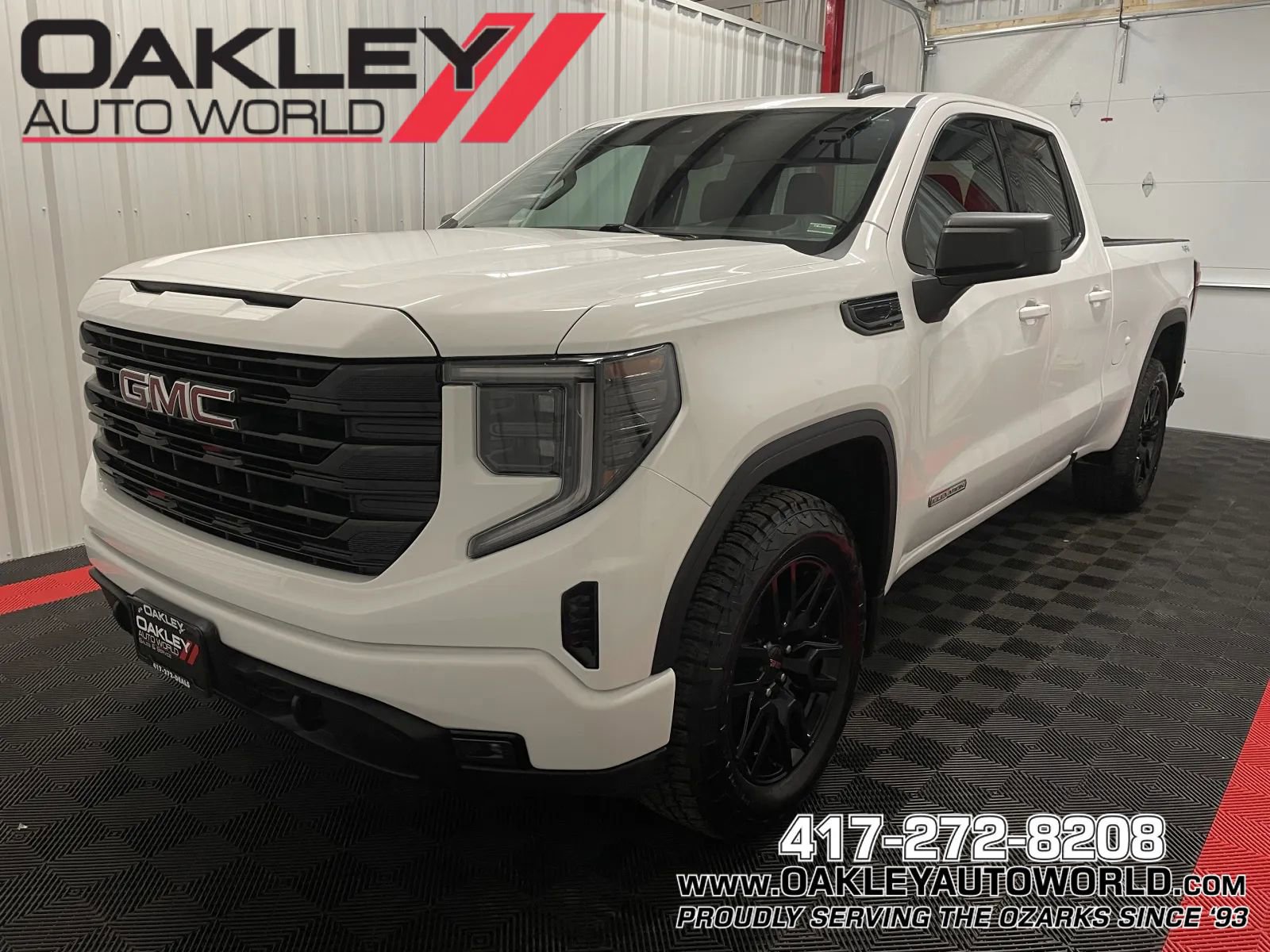 Used 2024 GMC Sierra 1500 Elevation image 1