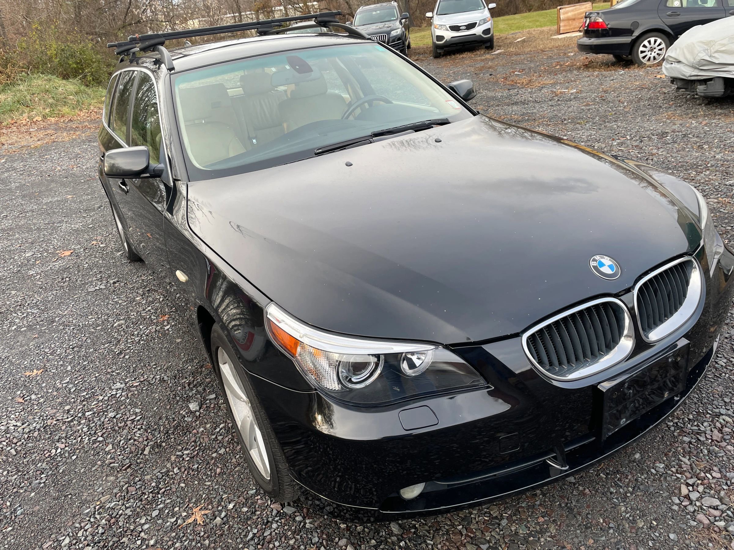 Used 2006 BMW 530xi Wagon image 2