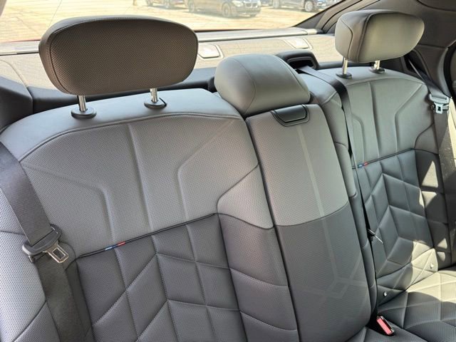 Certified 2026 BMW 740i xDrive AWD/4WD image 31