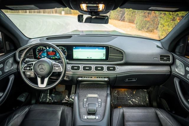 Used 2022 Mercedes-Benz GLS 450 4MATIC image 27