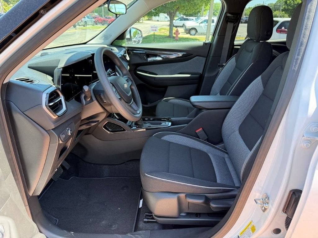 New 2026 Chevrolet TrailBlazer LT FWD image 10