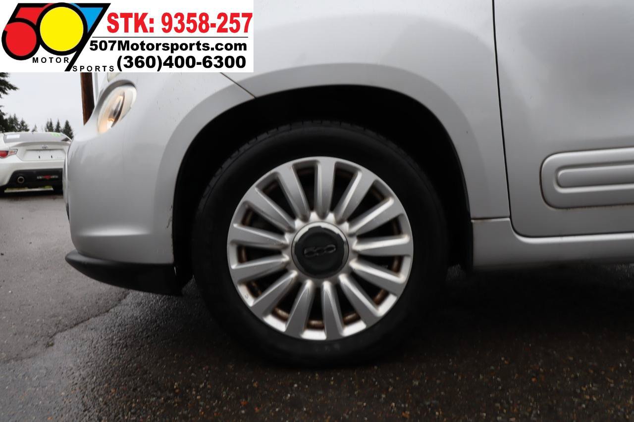 Used 2014 FIAT 500L Easy w/ Popular Equipment Group FWD image 24