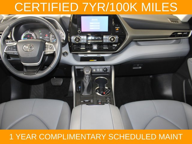 Used 2023 Toyota Highlander XLE AWD/4WD image 15