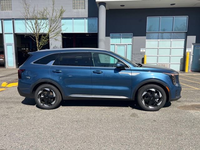 Used 2025 Kia Sorento EX w/ EX Panoramic Sunroof Package image 4
