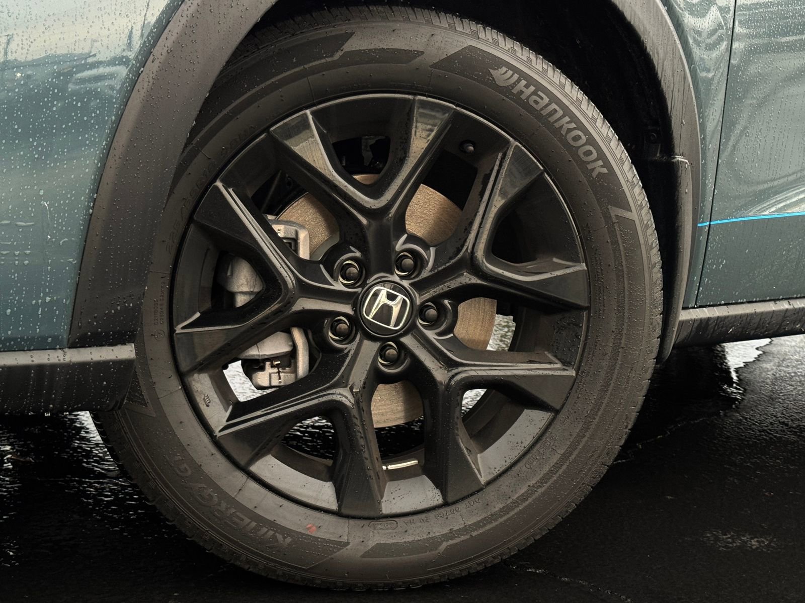 Certified 2025 Honda HR-V Sport image 28