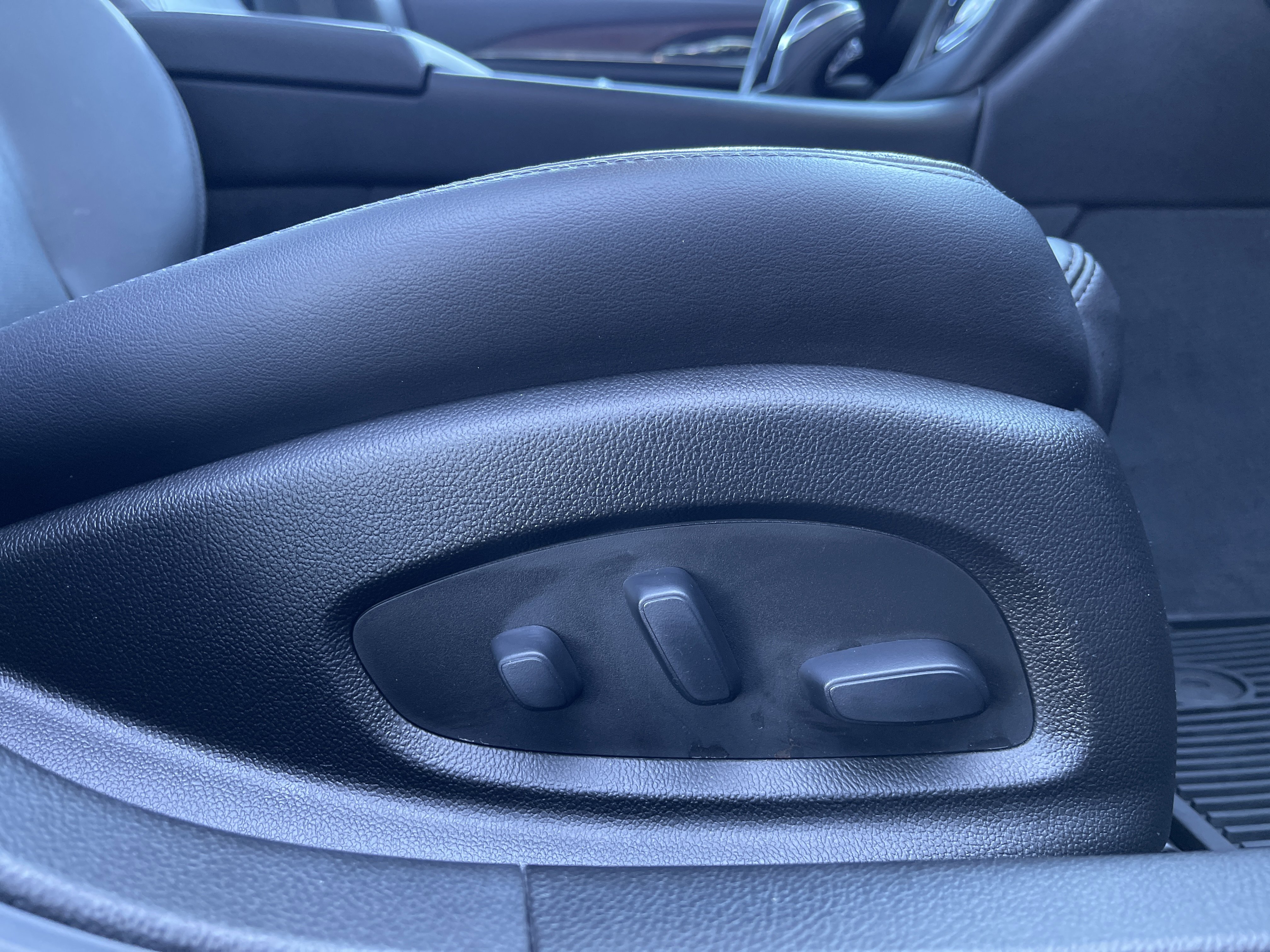 Used 2019 Cadillac CTS Luxury image 43