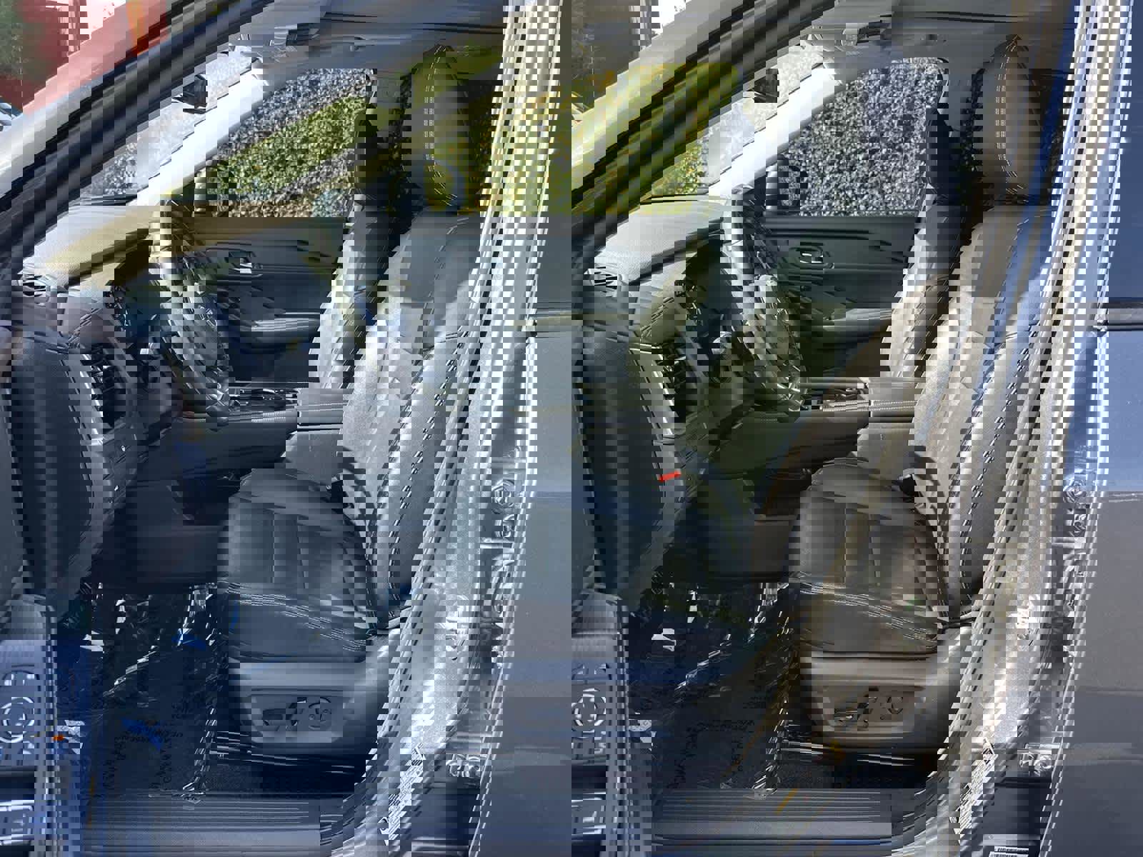 Used 2022 Nissan Rogue SL image 11