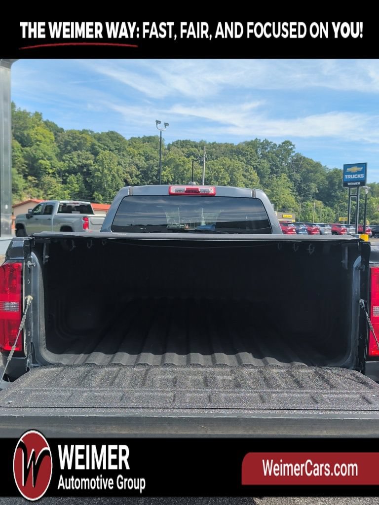 Used 2017 Chevrolet Colorado LT AWD/4WD image 6