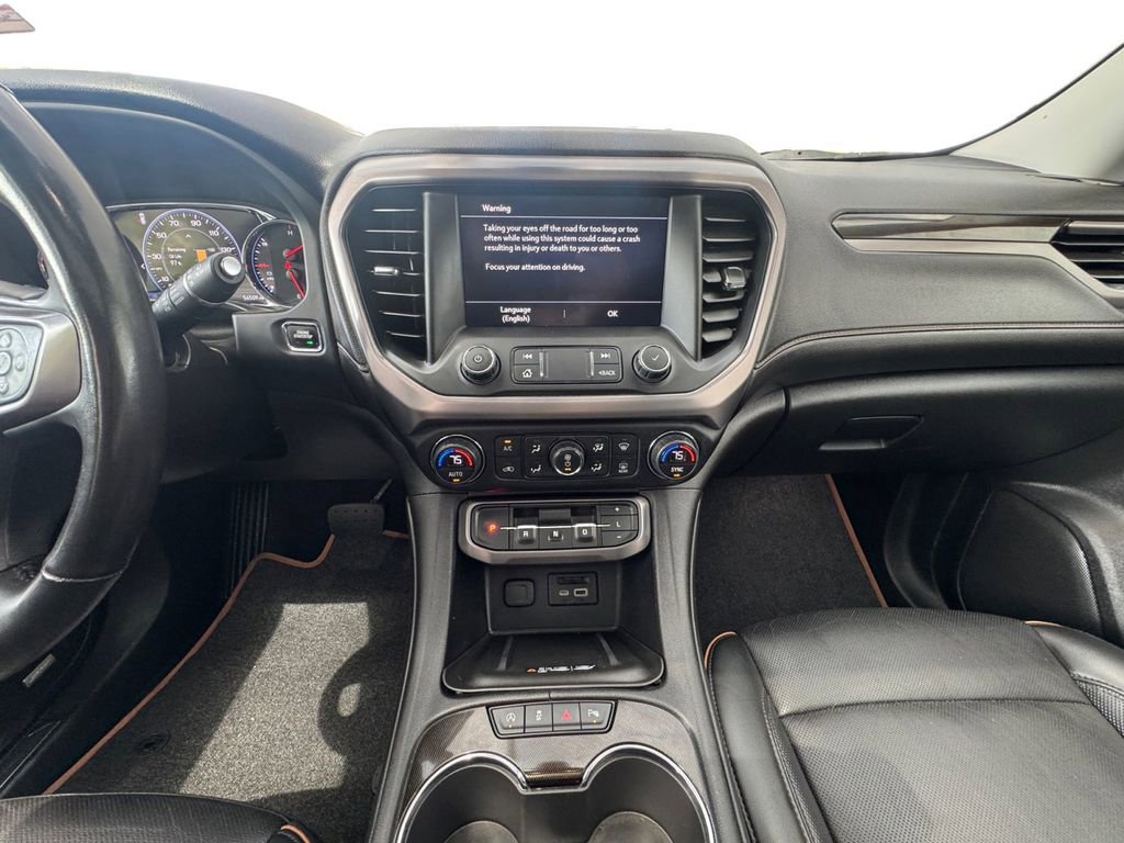 Used 2022 GMC Acadia AT4 w/ Technology Package image 13
