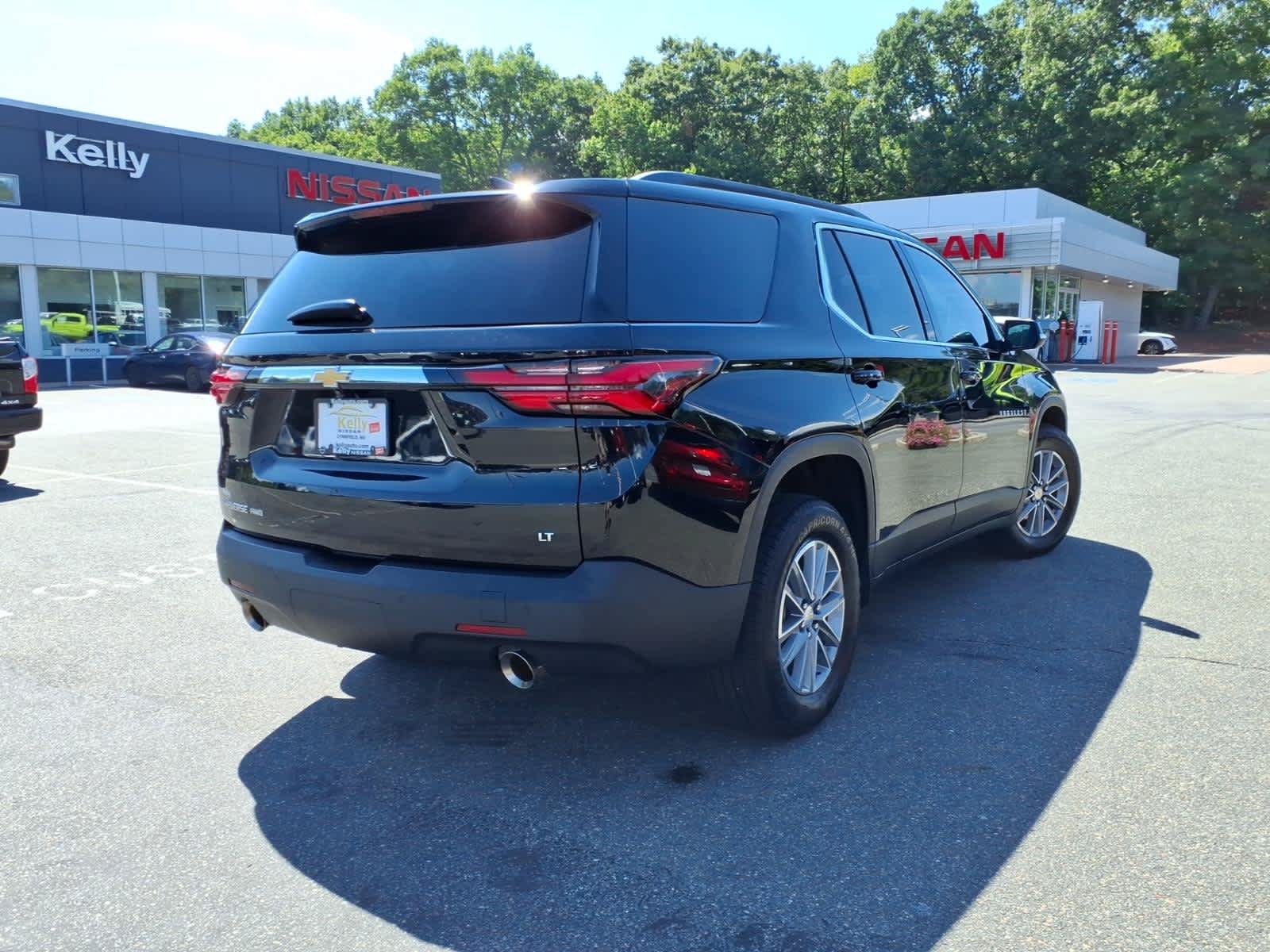 Used 2023 Chevrolet Traverse LT AWD/4WD image 5