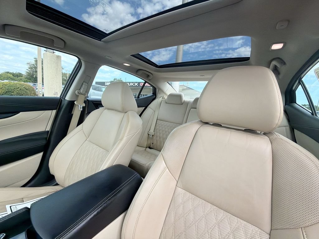 Used 2023 Nissan Maxima Platinum w/ Sport Mat Group FWD image 30