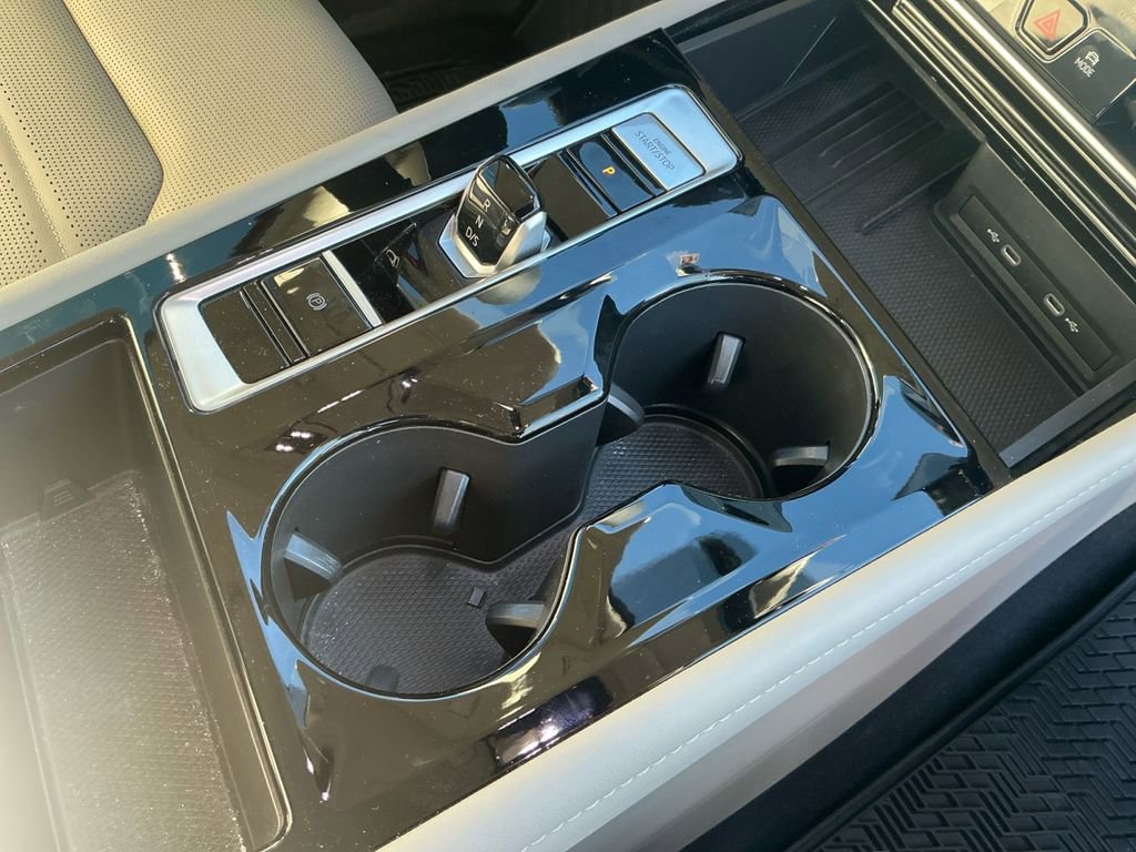 Used 2025 Volkswagen Atlas SEL image 18