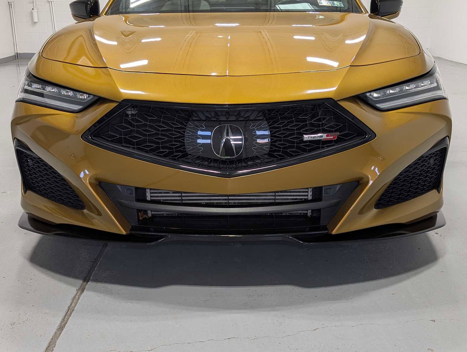 Certified 2022 Acura TLX Type S image 2