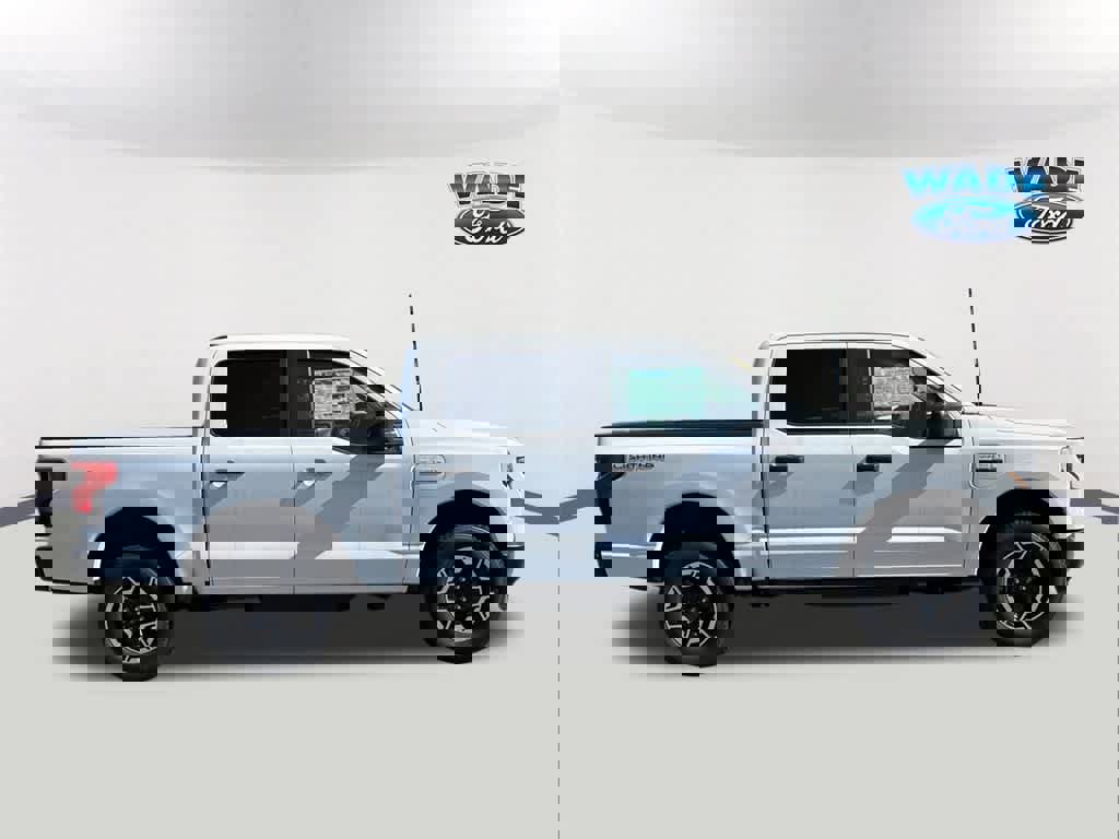 New 2023 Ford F150 Lightning Pro image 4