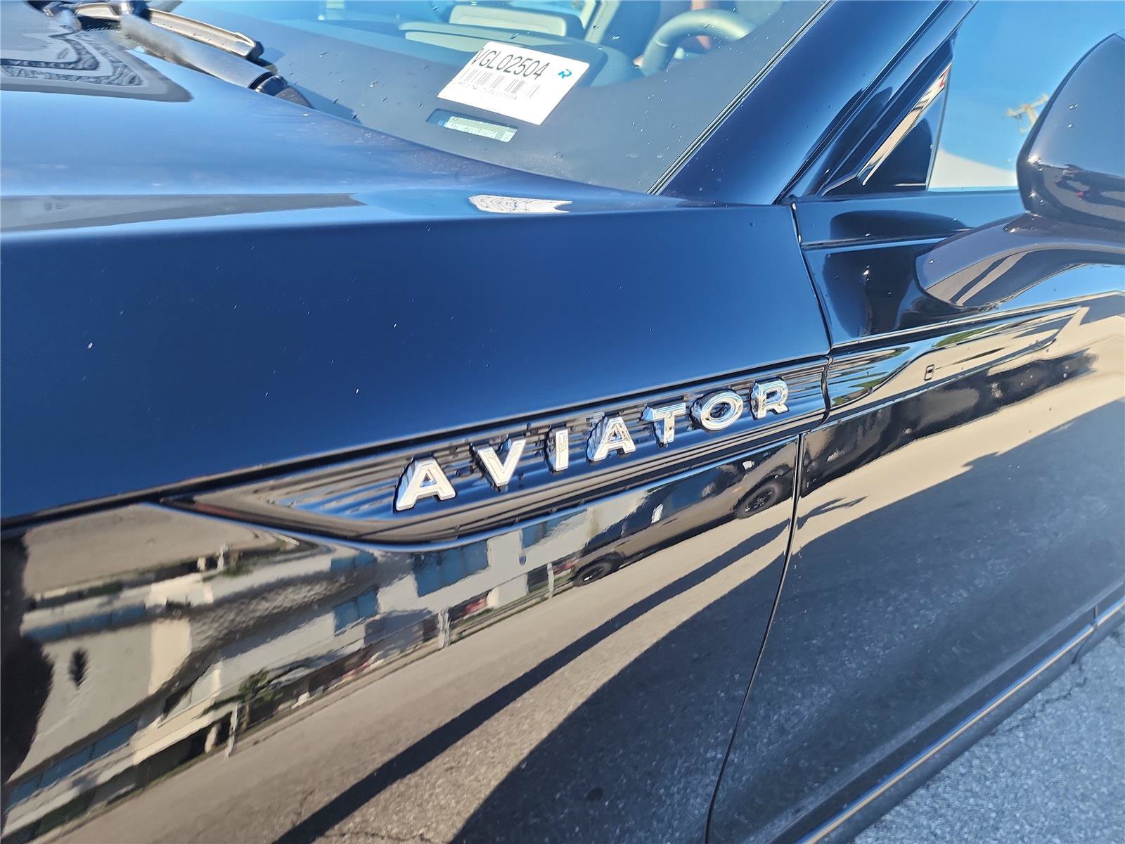 New 2027 Lincoln Aviator Reserve w/ Jet Appearance Package RWD image 8