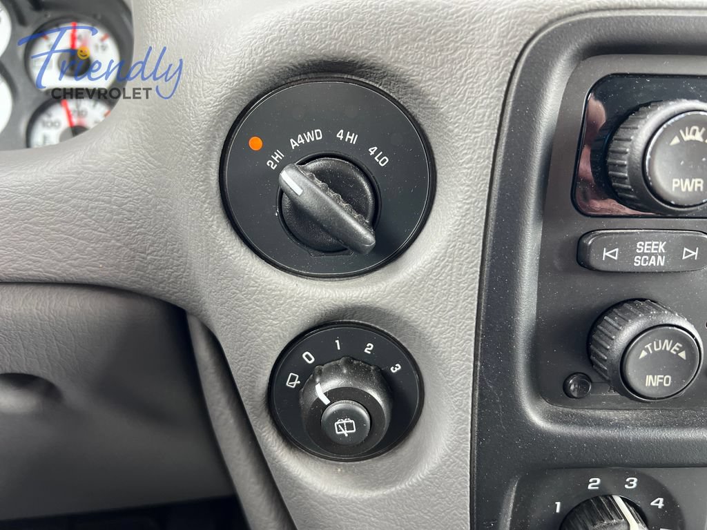 Used 2005 Chevrolet TrailBlazer LS w/ LS Preferred Equipment Group AWD/4WD image 11