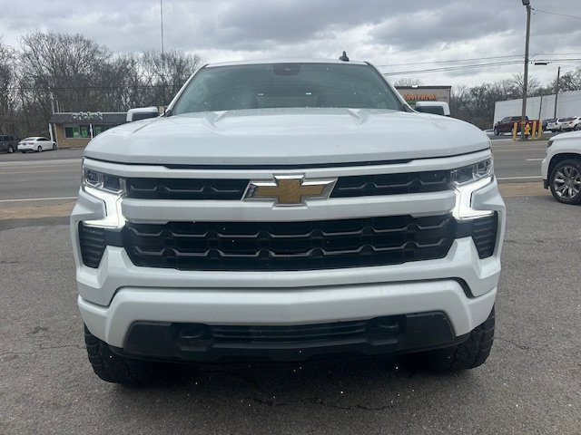 Used 2022 Chevrolet Silverado 1500 LT image 2
