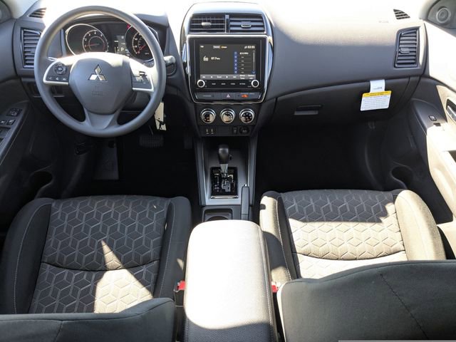 Used 2026 Mitsubishi Outlander Sport ES image 14