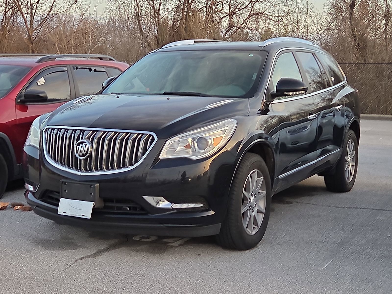 Used 2017 Buick Enclave Convenience image 2