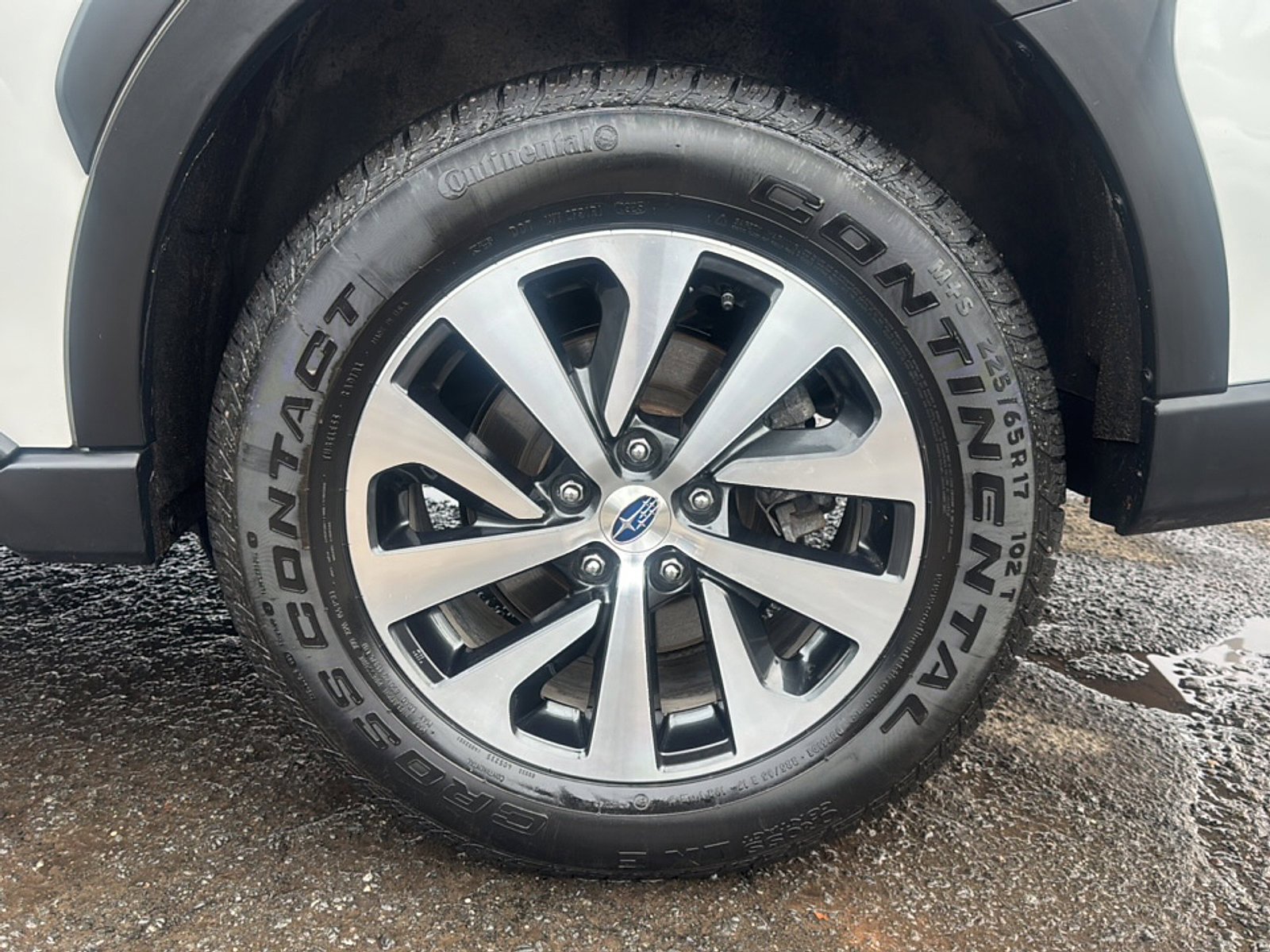 Certified 2024 Subaru Outback Premium AWD/4WD image 40