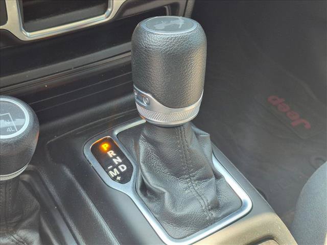 Used 2023 Jeep Wrangler Sport AWD/4WD image 13