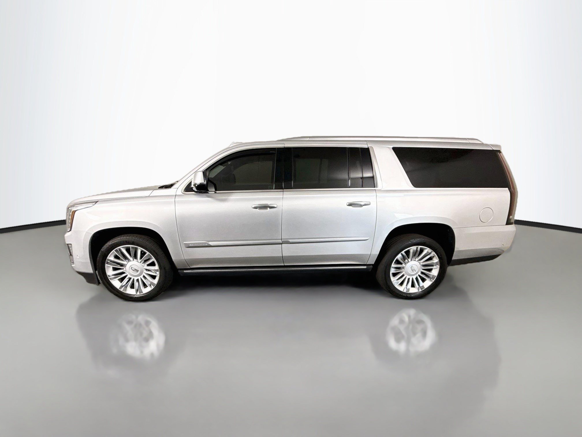 Used 2020 Cadillac Escalade ESV Platinum AWD/4WD image 6