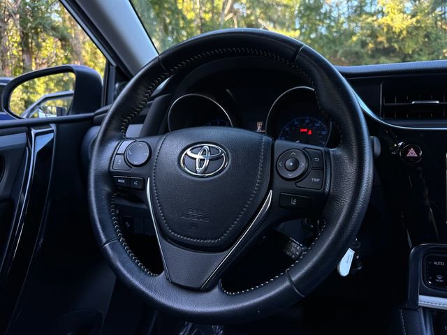 Used 2018 Toyota Corolla iM image 17