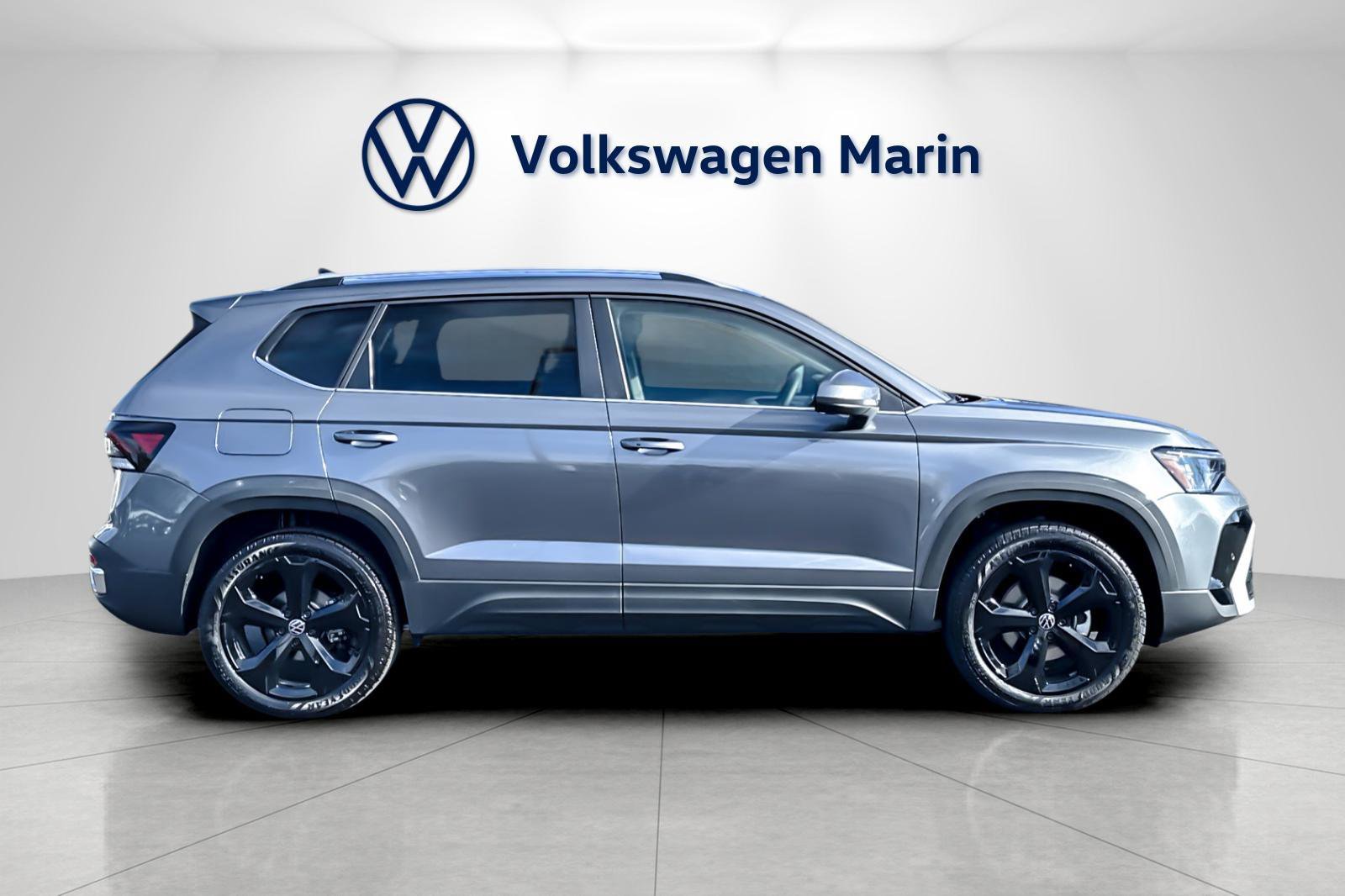 New 2026 Volkswagen Taos SEL image 6