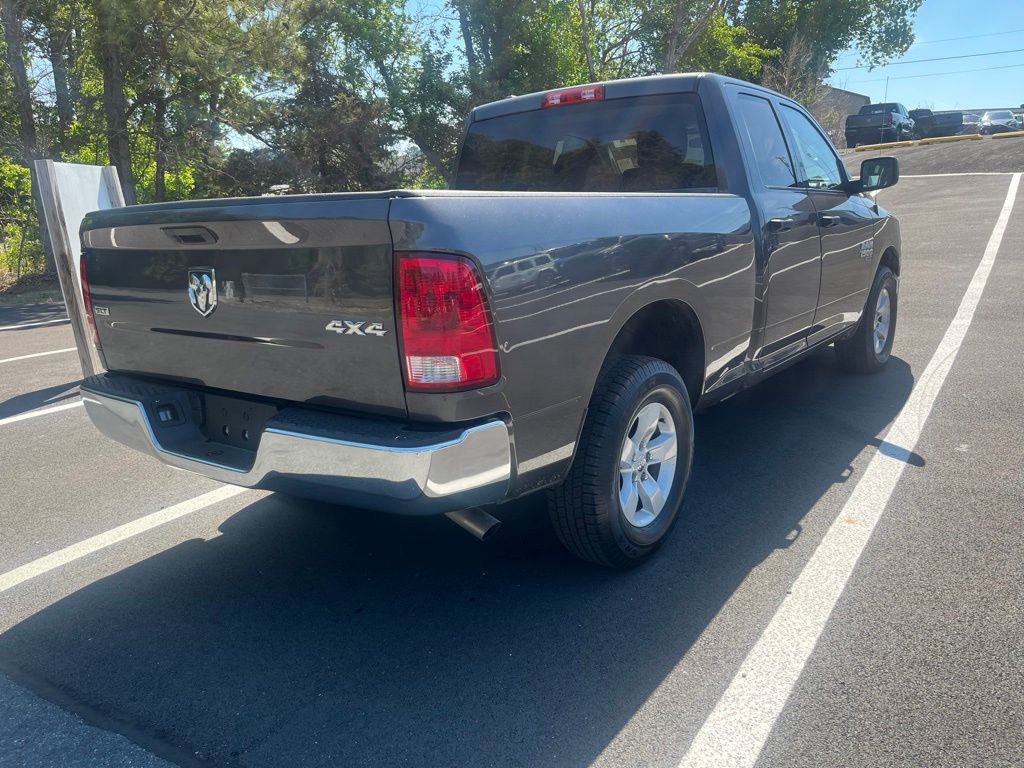 Used 2024 RAM 1500 Classic SLT AWD/4WD image 5